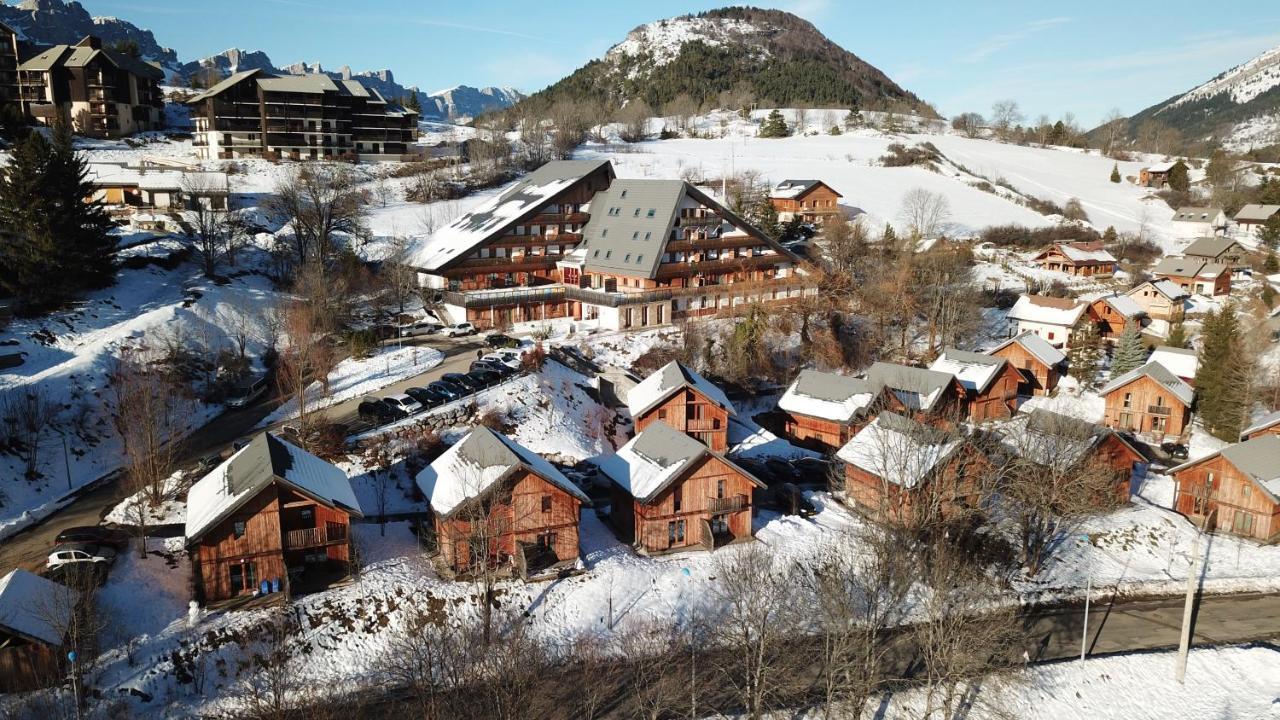 Vacanceole - Les Gentianes Aparthotel Gresse-en-Vercors Exterior photo